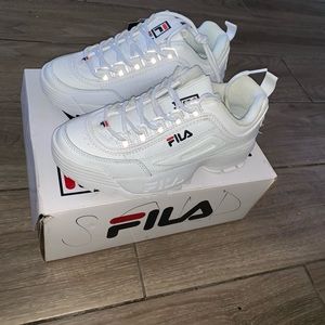 💙FILA Disruptor 2 Premium shoes❤️